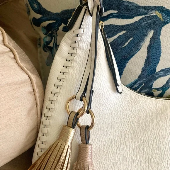 Sondra Roberts White Faux Pebble Leather Hobo Bag w Metallic Gold Braided Strap - Picture 7 of 14